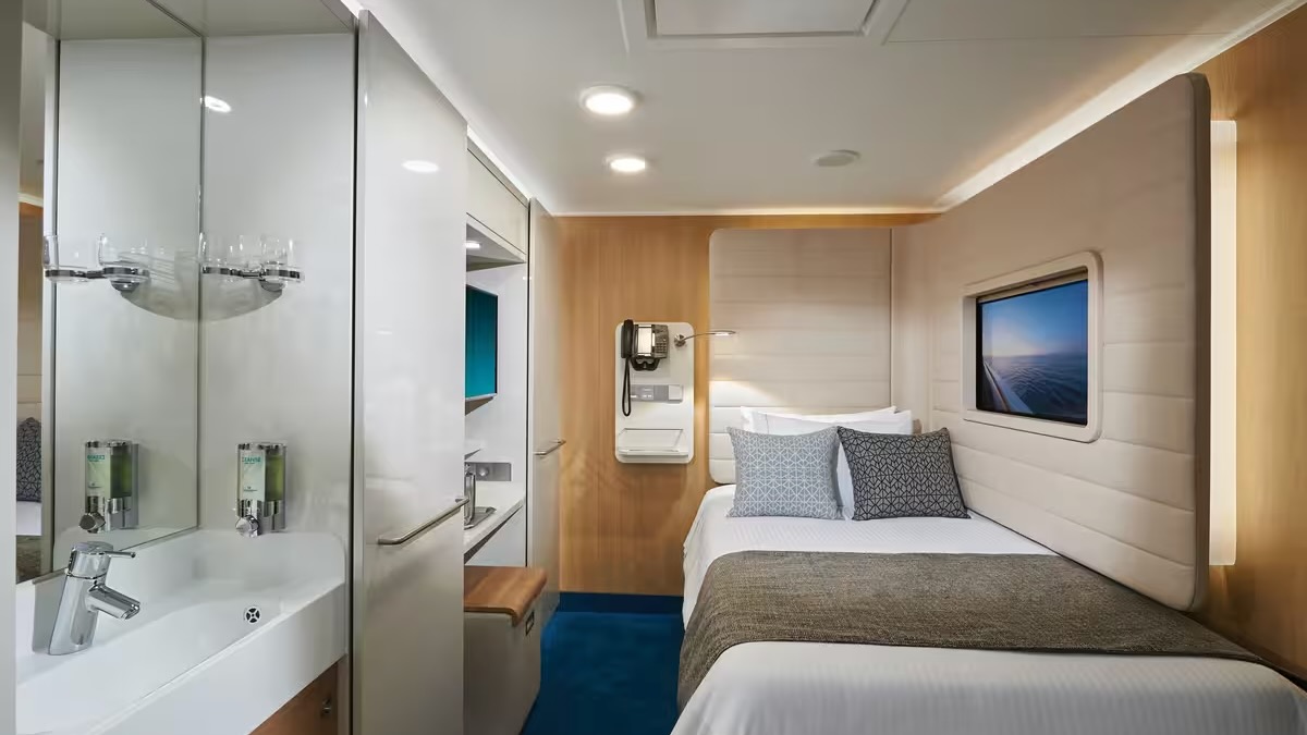 Inside Studio on Norwegian Bliss.