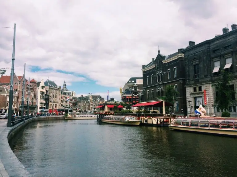 solo travel Amsterdam