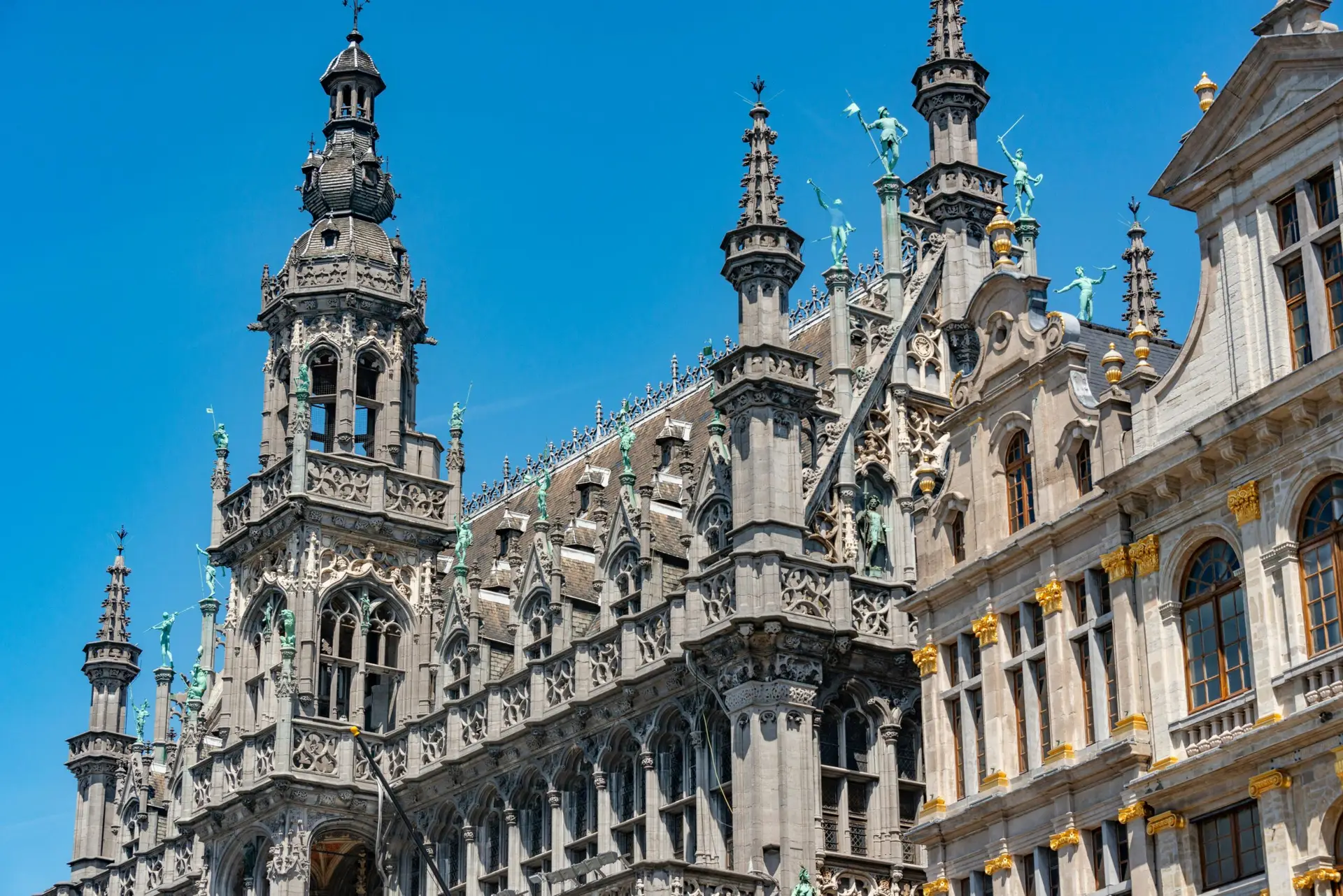 solo travel Brussels