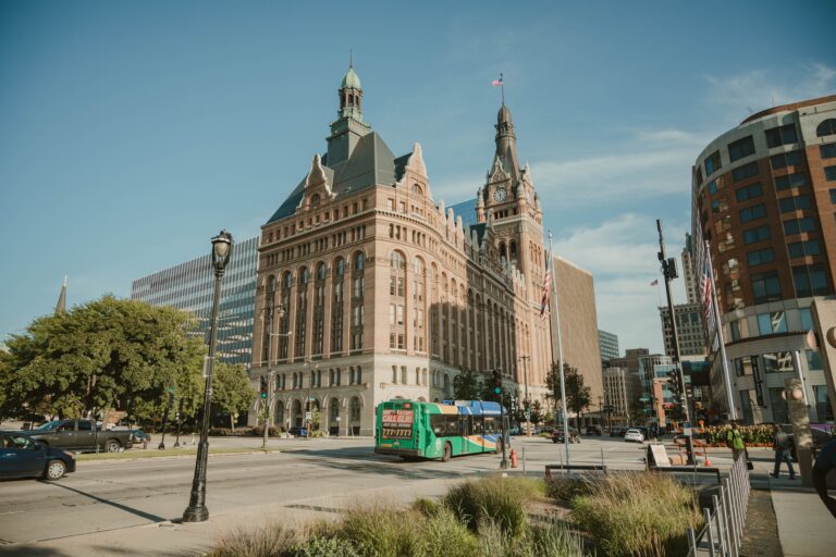 solo travel milwaukee