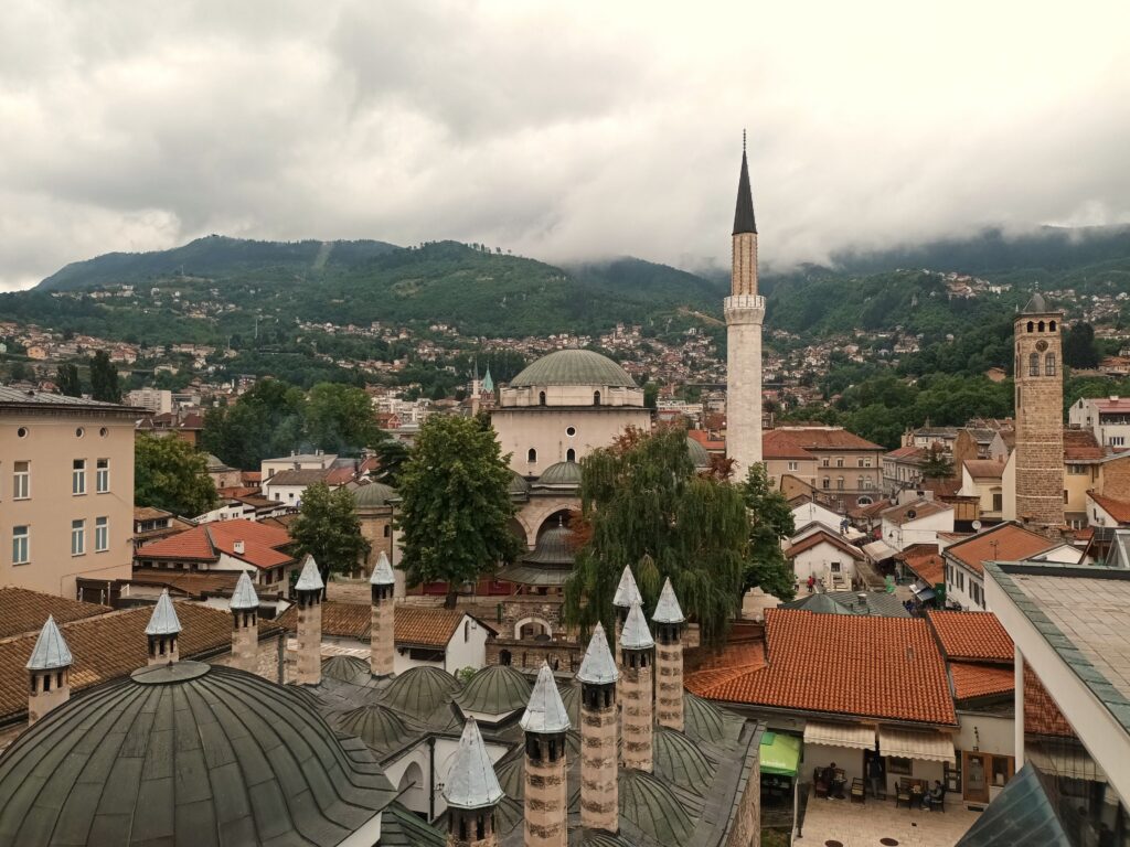solo travel sarajevo
