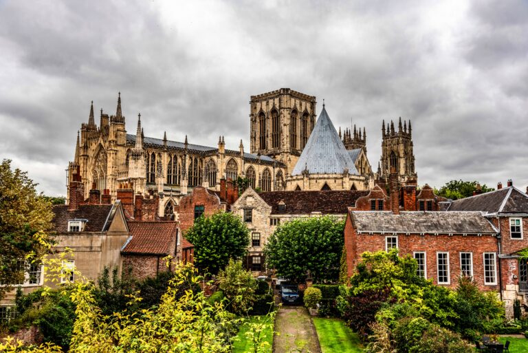 solo travel york