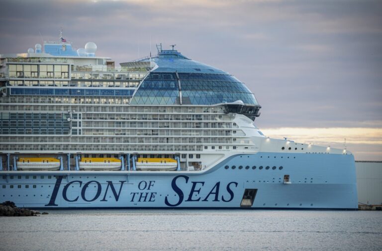 cruise travel guides and tools