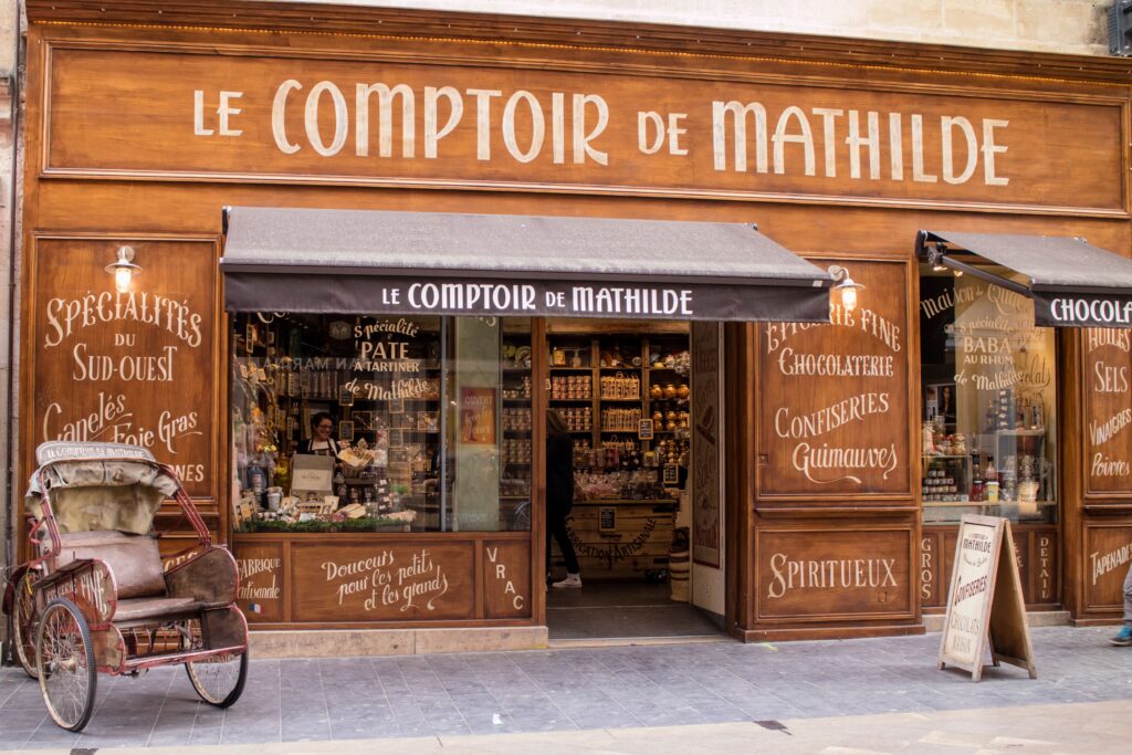 solo travel bordeaux lyon toulouse food